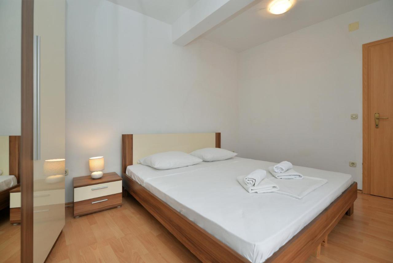 Apartmani Vedrana, Murter Esterno foto