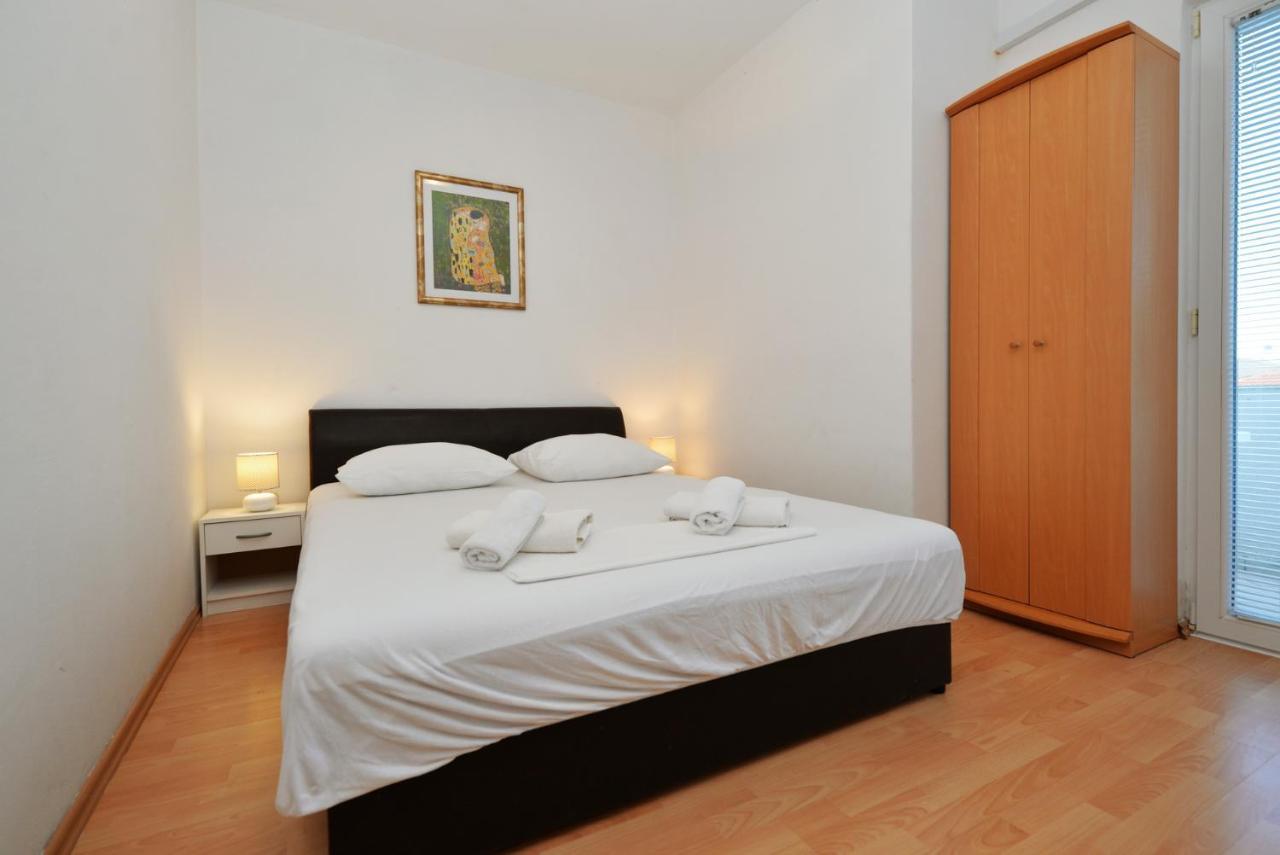 Apartmani Vedrana, Murter Esterno foto