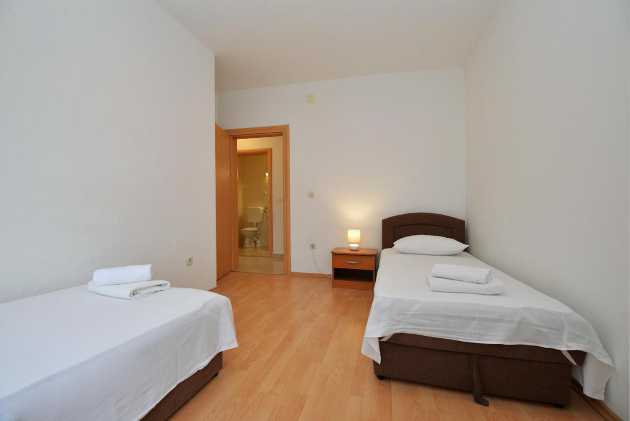 Apartmani Vedrana, Murter Esterno foto